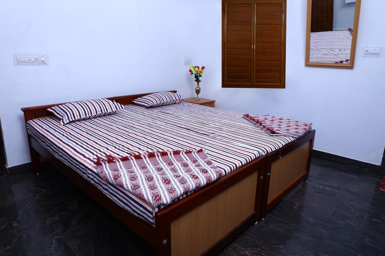 Cbr Ayurhealth Apartment Kannur Bagian luar foto